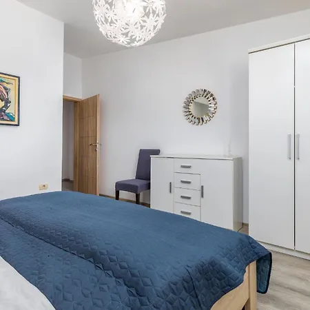 Awesome Apartment In Pula With Wifi Exterior photo