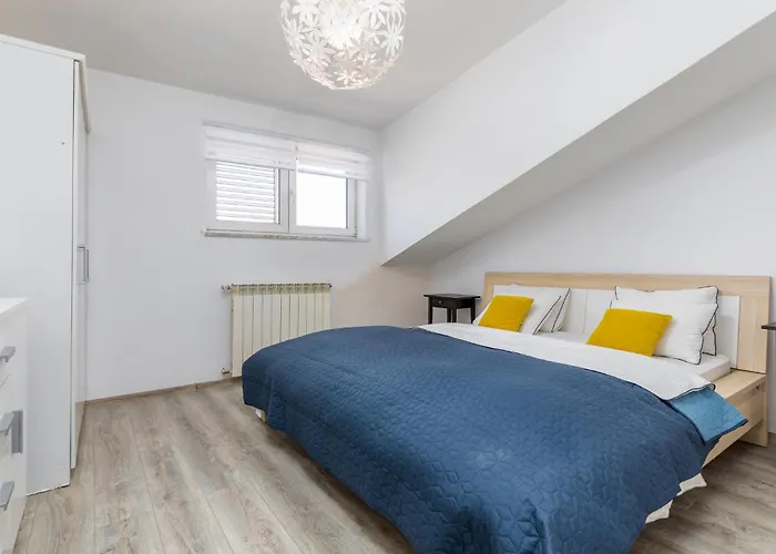 Awesome Apartment In Pula With Wifi